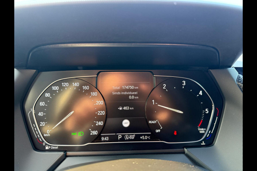 BMW 1-serie 116d Executive | 1E EIGENAAR | 3/6/12MND GARANTIE | AUTOMAAT | LED | CARPLAY | SFEERVERLICHTING | CRUISE | AIRCO |