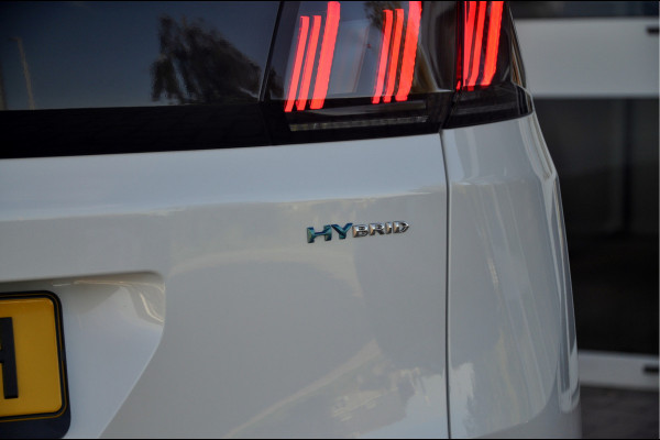 Peugeot 3008 1.6 HYbrid 225 GT |  Panoramadak | Trekhaak | SoH 96%