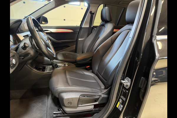 BMW X1 xDrive25e Executive | Pano | Head-up | Leder | M-stuur + velgen | Camera | Full LED | Dealer onderhouden