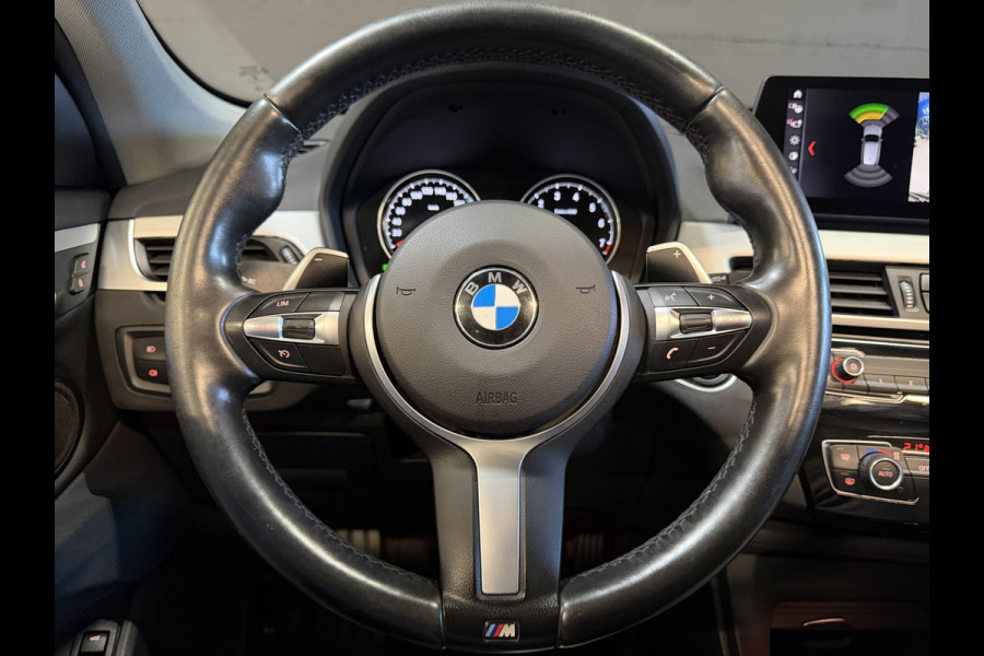 BMW X1 xDrive25e Executive | Pano | Head-up | Leder | M-stuur + velgen | Camera | Full LED | Dealer onderhouden