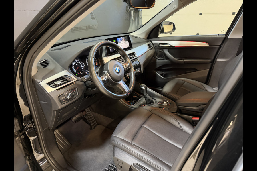 BMW X1 xDrive25e Executive | Pano | Head-up | Leder | M-stuur + velgen | Camera | Full LED | Dealer onderhouden