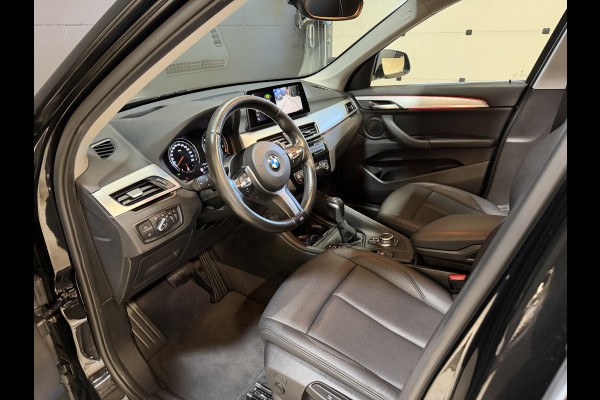 BMW X1 xDrive25e Executive | Pano | Head-up | Leder | M-stuur + velgen | Camera | Full LED | Dealer onderhouden