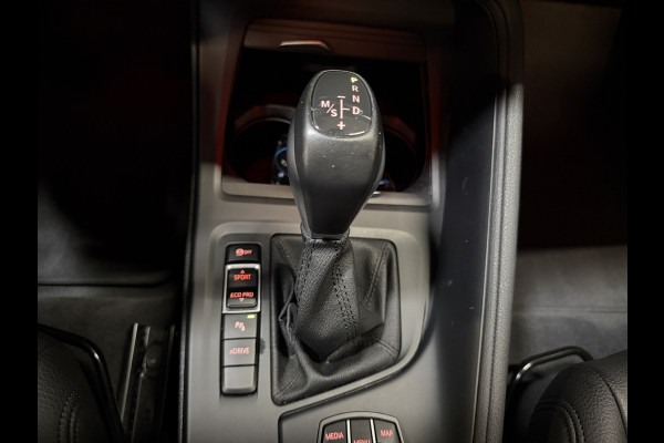BMW X1 xDrive25e Executive | Pano | Head-up | Leder | M-stuur + velgen | Camera | Full LED | Dealer onderhouden