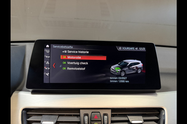 BMW X1 xDrive25e Executive | Pano | Head-up | Leder | M-stuur + velgen | Camera | Full LED | Dealer onderhouden