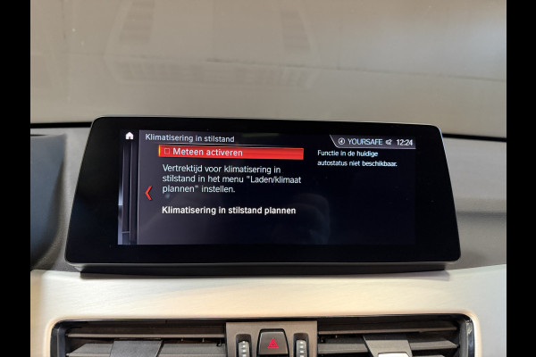 BMW X1 xDrive25e Executive | Pano | Head-up | Leder | M-stuur + velgen | Camera | Full LED | Dealer onderhouden