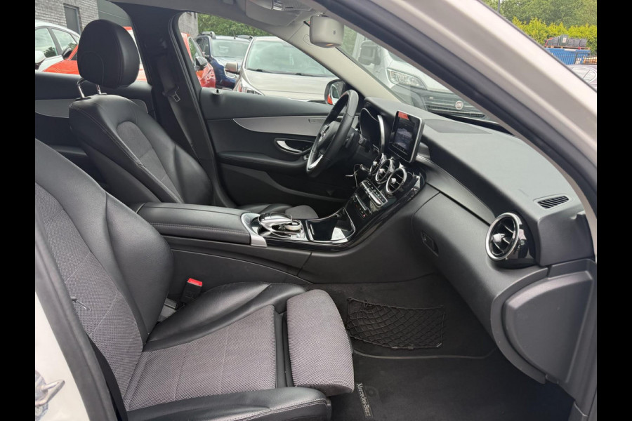 Mercedes-Benz C-Klasse 200 Premium Plus | 1E EIGENAAR | 3/6/12MND GARANTIE| LED | CRUISE | SFEER | STOELVERWM. | NAVI |