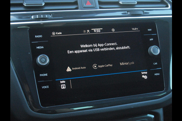 Volkswagen Tiguan 1.4 TSI eHybrid R-Line Business+ | Trekhaak | Apple Carplay | Sfeerverlichting | ACC | Virtual Cockpit | NL-Auto |