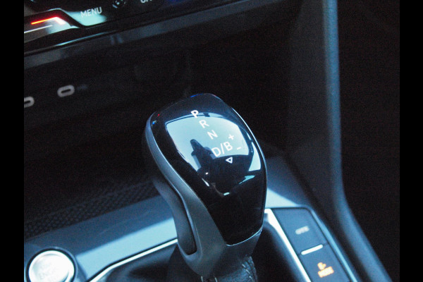 Volkswagen Tiguan 1.4 TSI eHybrid R-Line Business+ | Trekhaak | Apple Carplay | Sfeerverlichting | ACC | Virtual Cockpit | NL-Auto |