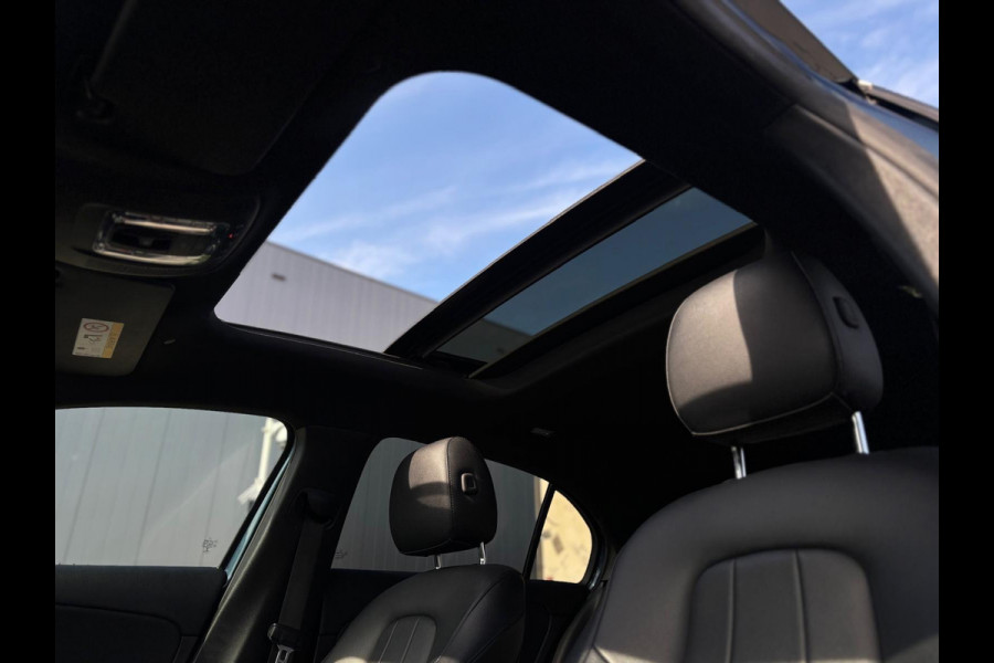 Mercedes-Benz A-Klasse 250e Business Solution AMG | 218PK | PANO | MEM SEATS | SFEERVERL | GROOT SCHERM | LEER | PERF ONDERHOUD |