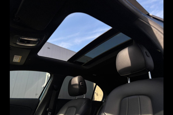 Mercedes-Benz A-Klasse 250e Business Solution AMG | 218PK | PANO | MEM SEATS | SFEERVERL | GROOT SCHERM | LEER | PERF ONDERHOUD |