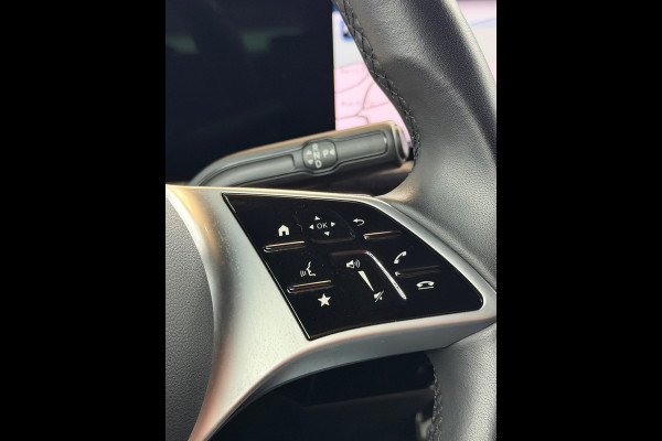 Mercedes-Benz A-Klasse 200 Luxury Line Facelift CarPlay Camera