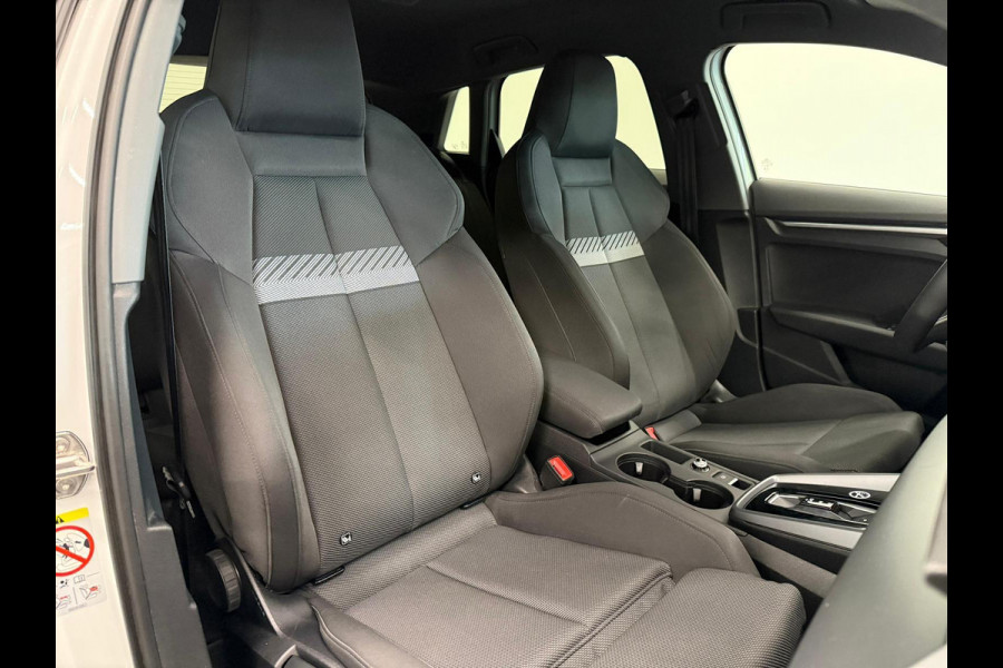 Audi A3 Sportback 35 TFSI S Edition SONOS Premium Audio climate control Navigatie Carplay Full LED Elektr. Sportstoelen PDC VA + Camera Adaptieve Cruise Control Head Up Display