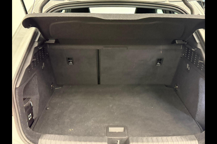 Audi A3 Sportback 35 TFSI S Edition SONOS Premium Audio climate control Navigatie Carplay Full LED Elektr. Sportstoelen PDC VA + Camera Adaptieve Cruise Control Head Up Display