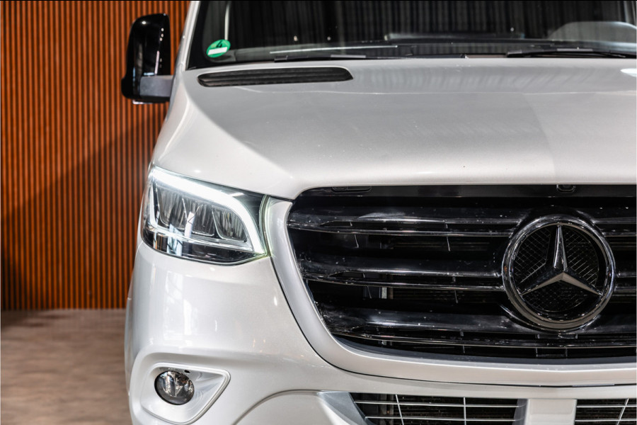 Mercedes-Benz Sprinter 317 170 PK | ACC | LED Koplampen | Camera | Blind Spot | Sortimo inrichting | Navigatie | CarPlay | Stoelverwarming | MBUX | Climate control | DAB | Dealer onderhouden | Nieuwe APK