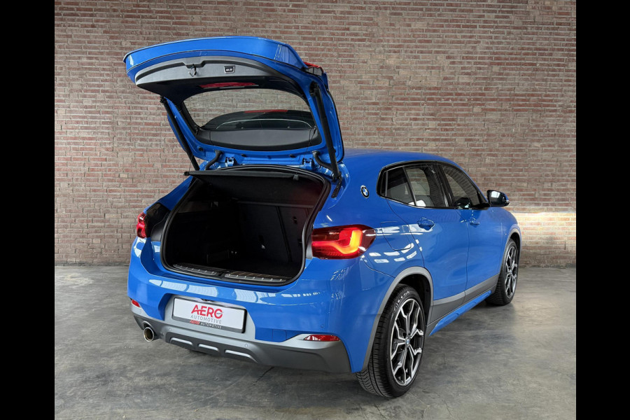 BMW X2 sDrive18i High Executive M-Sport / Leder / Navi / Camera / ALLSEASON