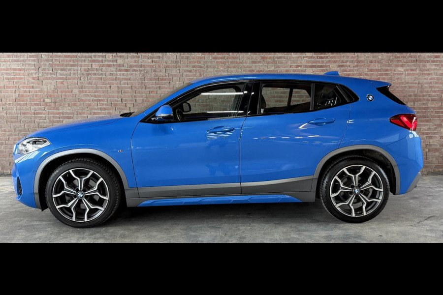 BMW X2 sDrive18i High Executive M-Sport / Leder / Navi / Camera / ALLSEASON