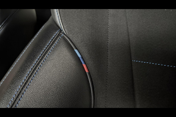 BMW 2 Serie Active Tourer 220i Camera / Navi / CarPlay / DAB
