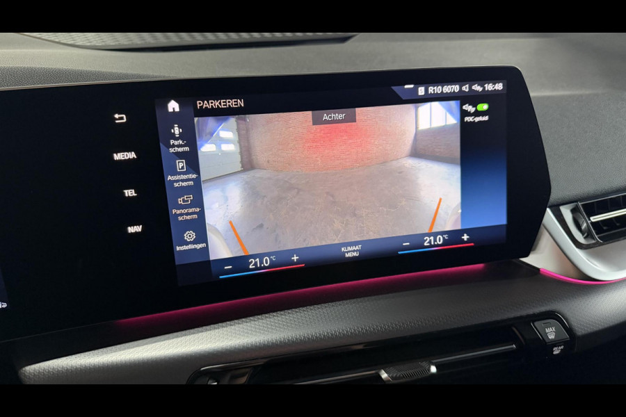 BMW 2 Serie Active Tourer 220i Camera / Navi / CarPlay / DAB
