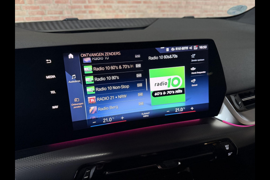 BMW 2 Serie Active Tourer 220i Camera / Navi / CarPlay / DAB