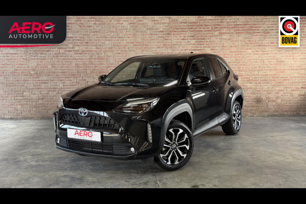 Toyota Yaris Cross 1.5 Hybrid 115 Team D. Winter pakket / Safety Pakket / Afn. Trekhaak / Marter Afweer ( Toyota) / CarPlay Wireless /Camera / PDC voor en achter
