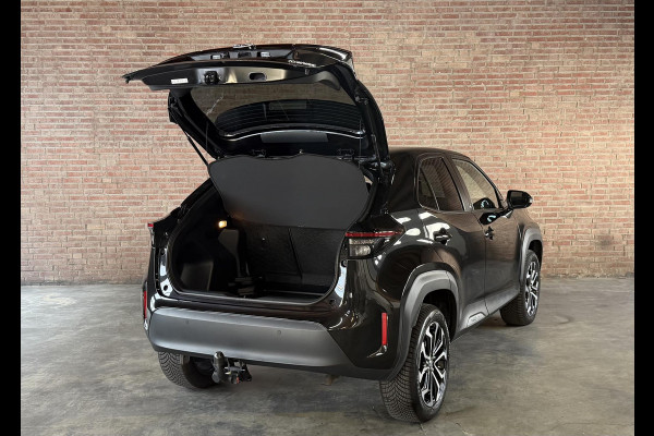 Toyota Yaris Cross 1.5 Hybrid 115 Team D. Winter pakket / Safety Pakket / Afn. Trekhaak / Marter Afweer ( Toyota) / CarPlay Wireless /Camera / PDC voor en achter