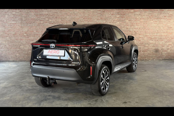 Toyota Yaris Cross 1.5 Hybrid 115 Team D. Winter pakket / Safety Pakket / Afn. Trekhaak / Marter Afweer ( Toyota) / CarPlay Wireless /Camera / PDC voor en achter