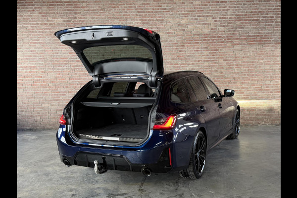 BMW 3 Serie Touring 330e xDrive M- Sport HUD / Leder Alc. / Trekhaak / Camera / Elc Achterklep / Curved Display