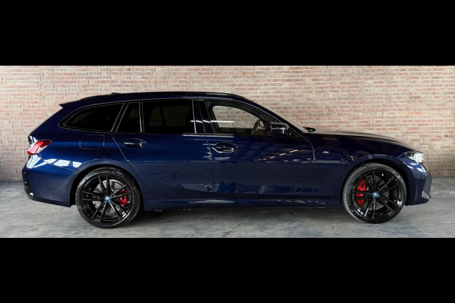 BMW 3 Serie Touring 330e xDrive M- Sport HUD / Leder Alc. / Trekhaak / Camera / Elc Achterklep / Curved Display