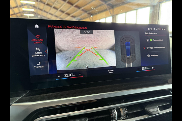 BMW 3 Serie Touring 330e xDrive M- Sport HUD / Leder Alc. / Trekhaak / Camera / Elc Achterklep / Curved Display