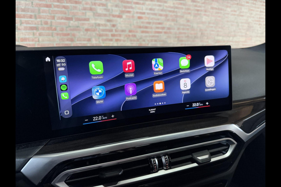 BMW 3 Serie Touring 330e xDrive M- Sport HUD / Leder Alc. / Trekhaak / Camera / Elc Achterklep / Curved Display
