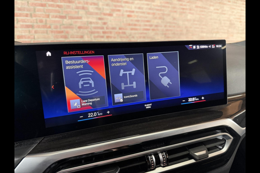 BMW 3 Serie Touring 330e xDrive M- Sport HUD / Leder Alc. / Trekhaak / Camera / Elc Achterklep / Curved Display