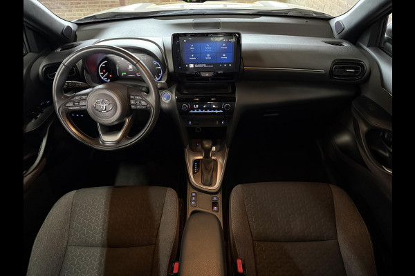 Toyota Yaris Cross 1.5 Hybrid Team D. Winter-pakket / Safety-pakket / Navi / Camera