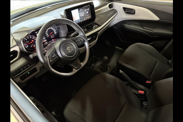 Suzuki Swift 1.2 HYBRID MT Comfort Camera / Navi / Clima