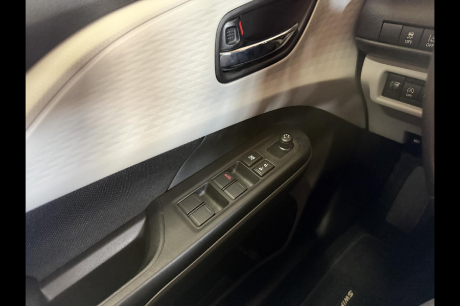 Suzuki Swift 1.2 HYBRID MT Comfort Camera / Navi / Clima