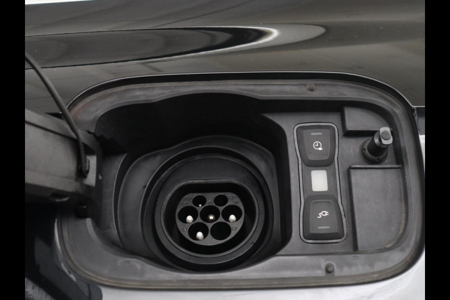 Audi Q5 50 TFSI e Advanced edition | SOH 98,2% | Stoelverwarming | Apple Carplay | LED | Servo sluiting |