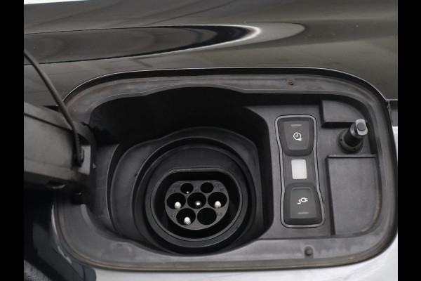 Audi Q5 50 TFSI e Advanced edition | SOH 98,2% | Stoelverwarming | Apple Carplay | LED | Servo sluiting |