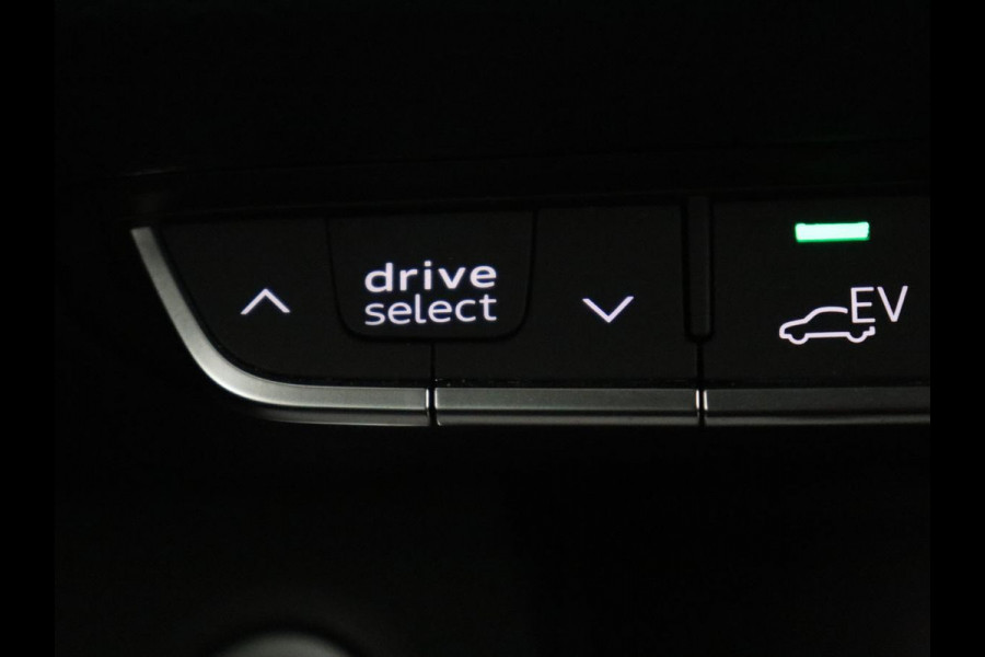 Audi Q5 50 TFSI e Advanced edition | SOH 98,2% | Stoelverwarming | Apple Carplay | LED | Servo sluiting |