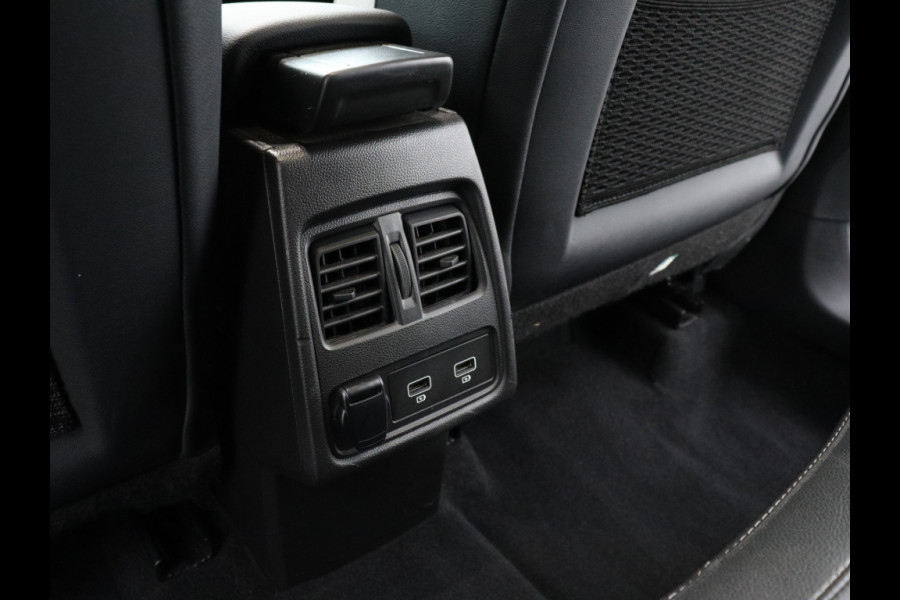 Renault Captur 1.3 TCe 140PK Zen | DEALER ONDERHOUDEN | CLIMAT CONTRO | CARPLAY | PARK. SENSOREN | LM VELGEN