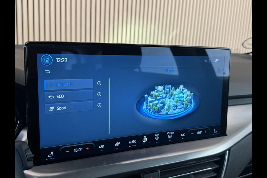 Ford Focus 1.5 EcoBlue Aut. Titanium | Trekhaak | Navi | PDC | Cruise | LED | Incl. garantie