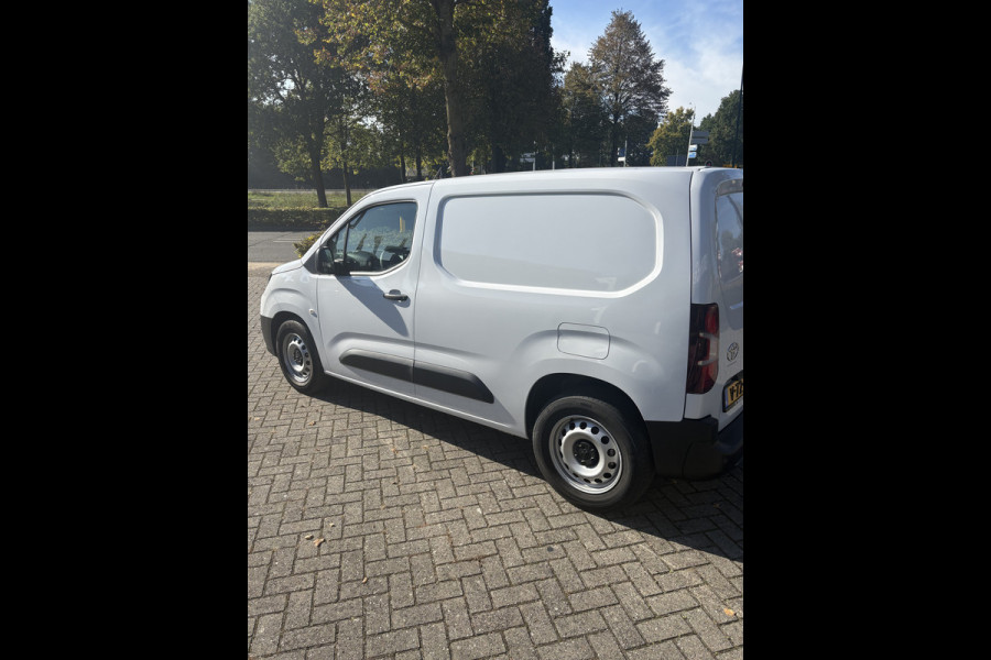 Toyota PROACE CITY Electric Challenger L1 50 kWh 136pk | Airco | Camera | Carplay | Cruise |