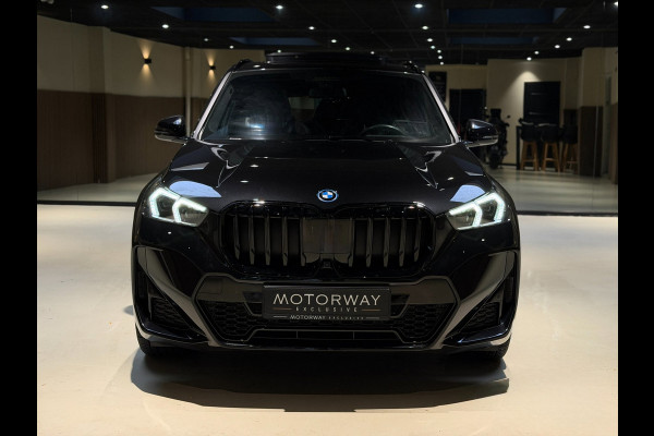 BMW X1 XDrive30e|HUD|H&K|Massage|360|Pano|Keyless|Stuur+Stoel verwarming|