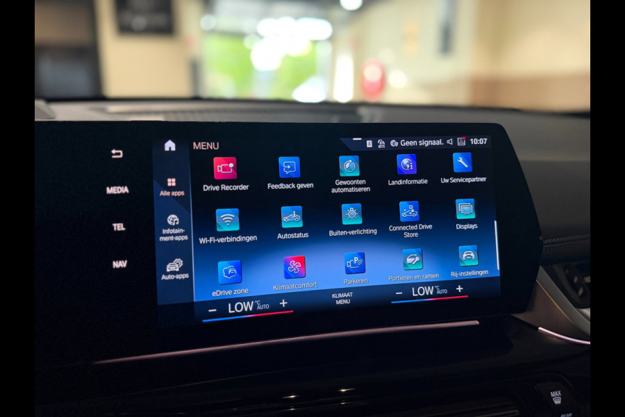 BMW X1 XDrive30e|HUD|H&K|Massage|360|Pano|Keyless|Stuur+Stoel verwarming|