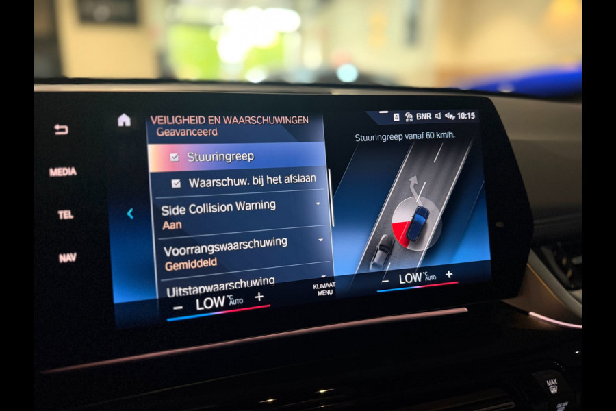 BMW X1 XDrive30e|HUD|H&K|Massage|360|Pano|Keyless|Stuur+Stoel verwarming|