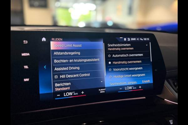 BMW X1 XDrive30e|HUD|H&K|Massage|360|Pano|Keyless|Stuur+Stoel verwarming|