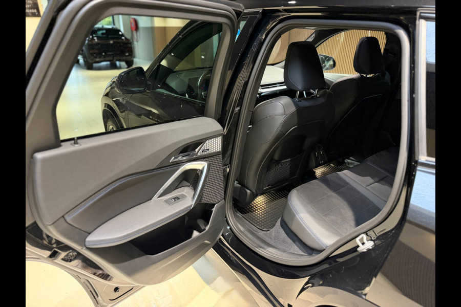BMW X1 XDrive30e|HUD|H&K|Massage|360|Pano|Keyless|Stuur+Stoel verwarming|