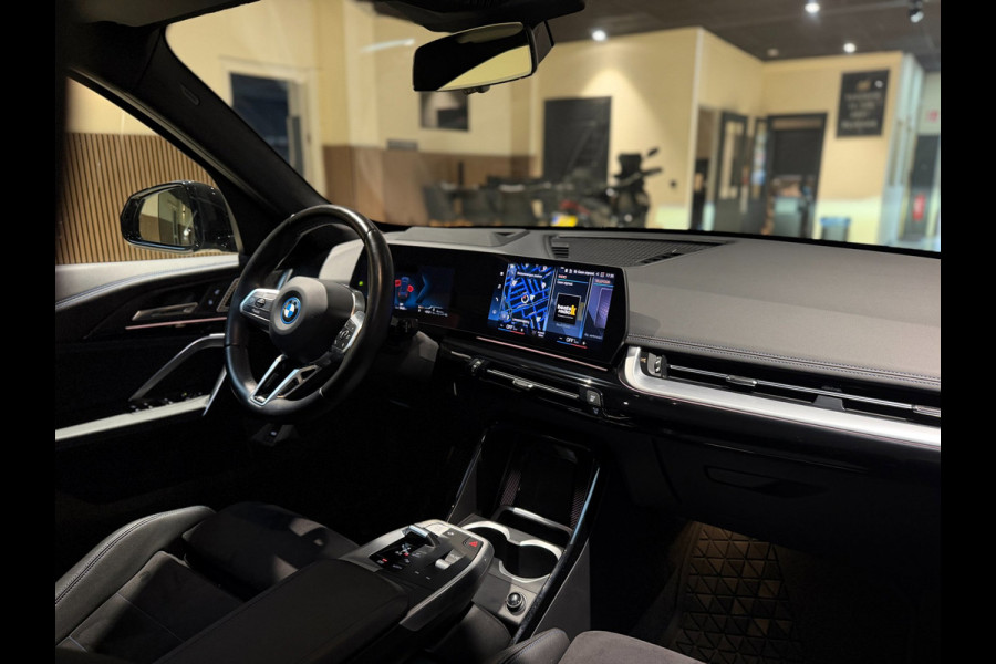BMW X1 XDrive30e|HUD|H&K|Massage|360|Pano|Keyless|Stuur+Stoel verwarming|