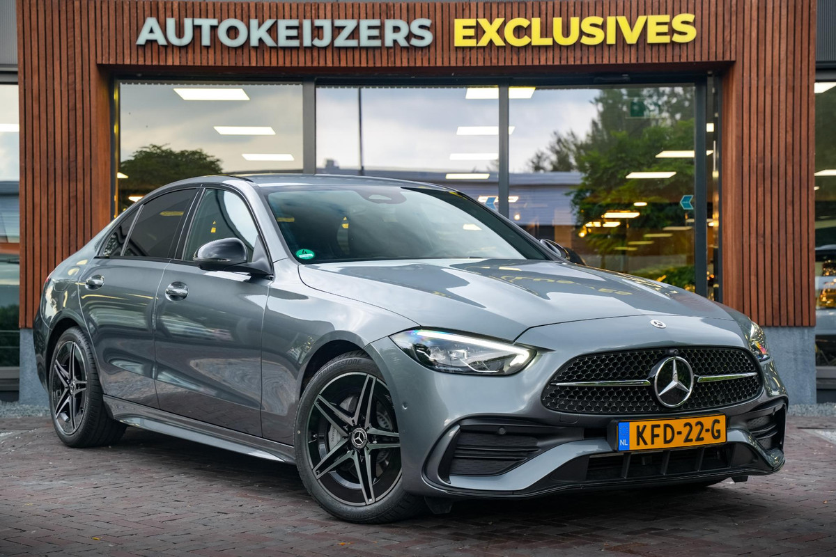 Mercedes-Benz C-Klasse 180 Business Solution AMG Burmester Stuurverw. Adapt. Cruise LED Leer Alcantara AMG