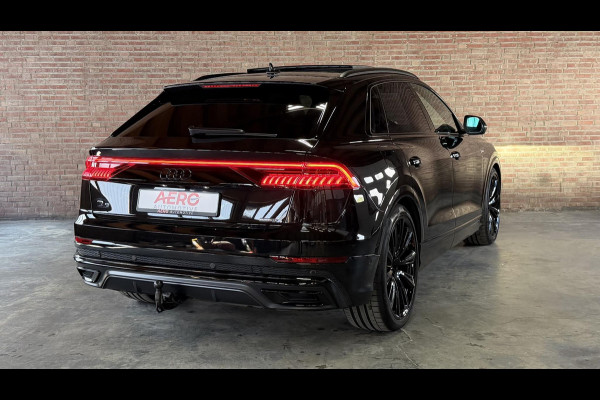 Audi Q8 60 TFSI e quattro Pro Line S Competition PHEV / HUD / Trekhaak / Pano / B&O/  360 camera / Matrix-Led /Memory / Stoelverwarming V+A / Zonwering
