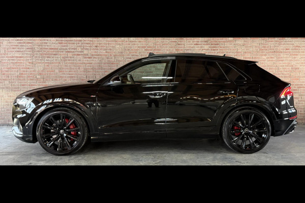 Audi Q8 60 TFSI e quattro Pro Line S Competition PHEV / HUD / Trekhaak / Pano / B&O/  360 camera / Matrix-Led /Memory / Stoelverwarming V+A / Zonwering