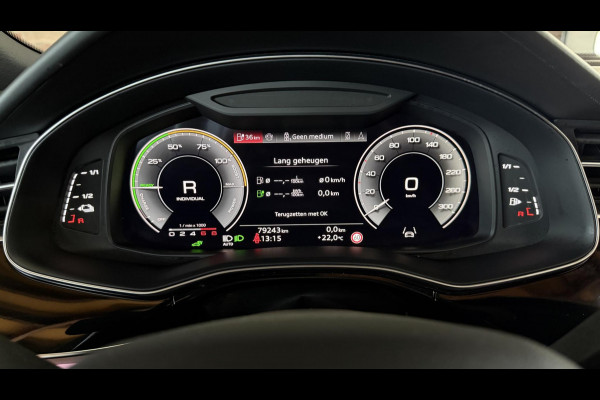 Audi Q8 60 TFSI e quattro Pro Line S Competition PHEV / HUD / Trekhaak / Pano / B&O/  360 camera / Matrix-Led /Memory / Stoelverwarming V+A / Zonwering